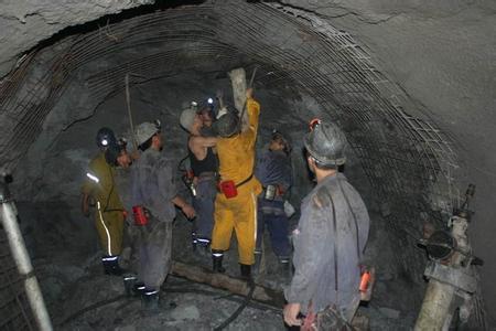 明光工程爆破中的危险因素分析以及应对工程爆破危险的措施